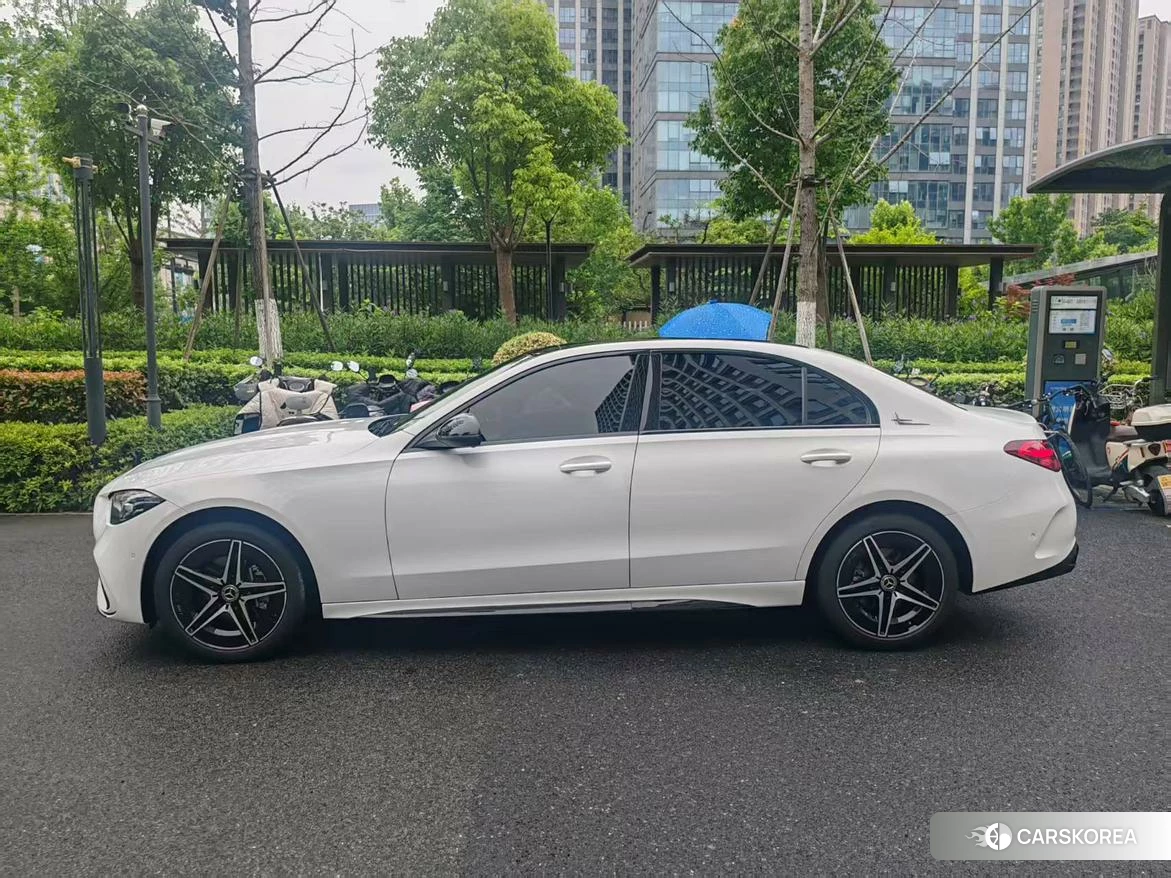 Mercedes-Benz Class C id 4426636 из Китая 8