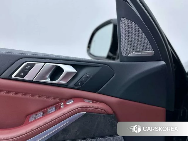 BMW X5 id 4275330 из Китая 17