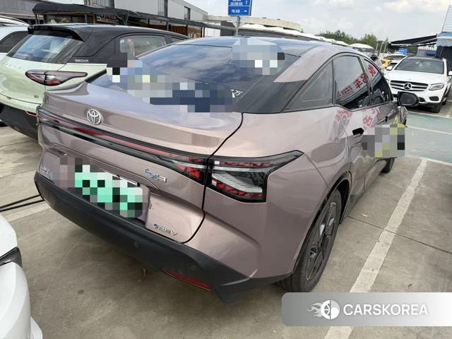 Toyota bZ3 id 3944897 из Китая 8