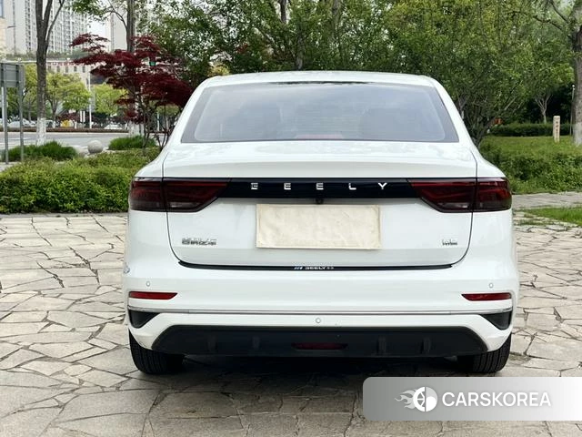 Geely Automobile Emgrand id 4242213 из Китая 13