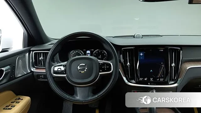 Volvo V60 Cross-Country 2nd Generation id 3788587 из Кореи 17