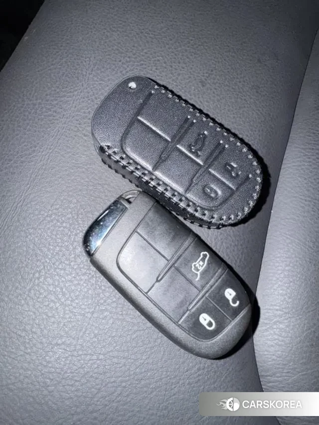 Jeep Renegade id 3518873 из Кореи 10