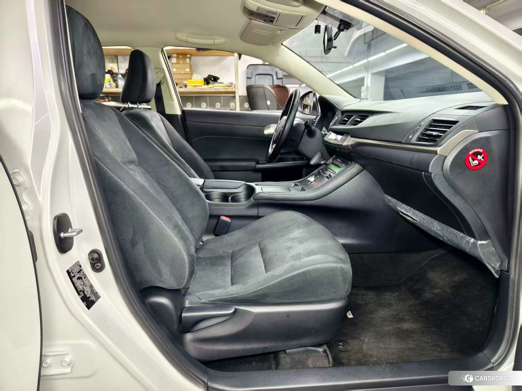 Lexus CT id 4420340 из Китая 19