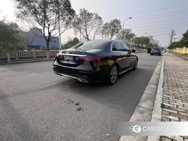Mercedes-Benz E-class id 3908175 из Китая 8