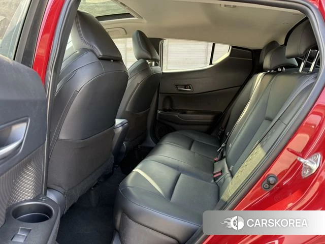 Toyota C-HR id 4259215 из Китая 13
