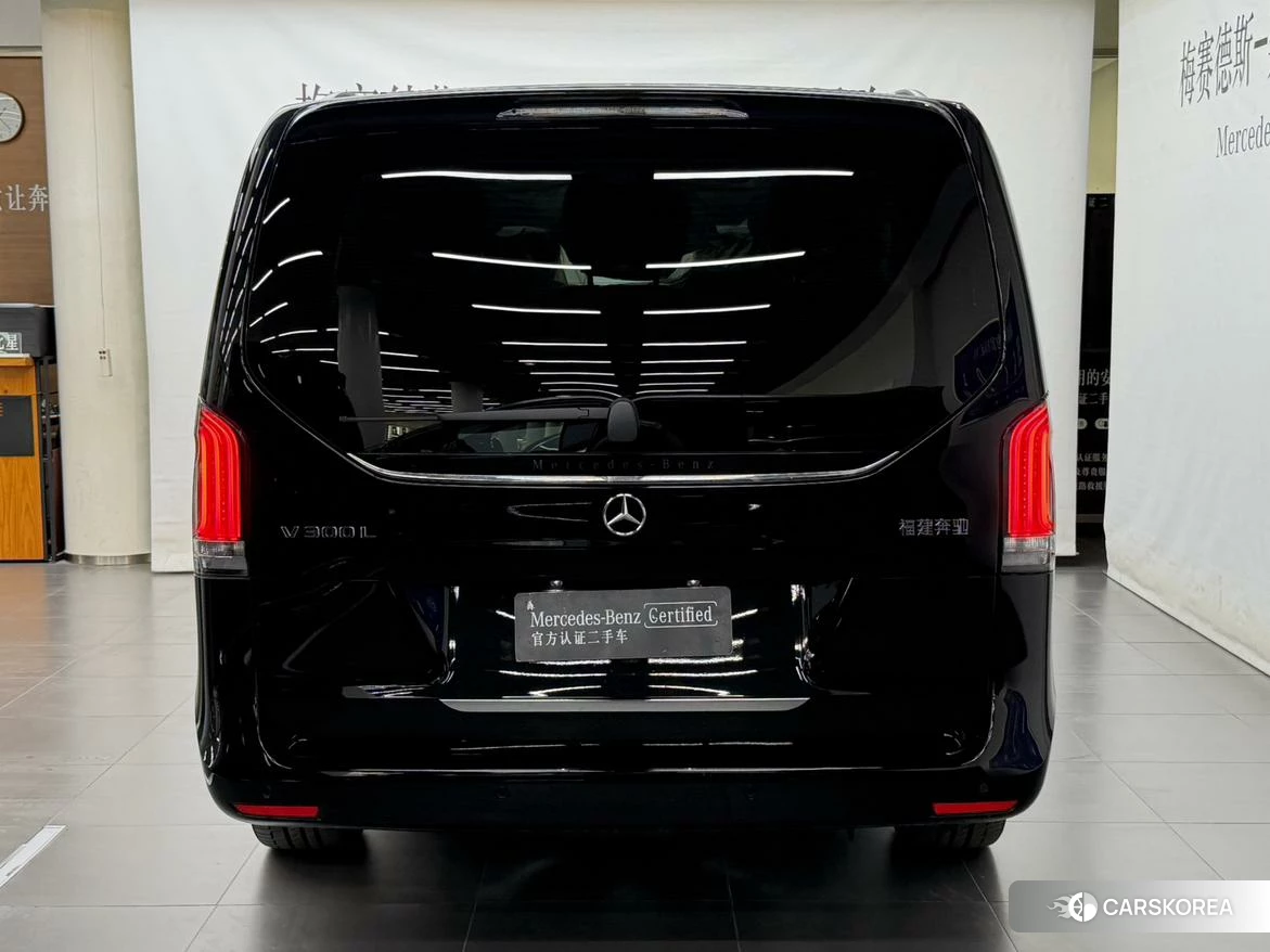 Mercedes-Benz V-class id 4452888 из Китая 18