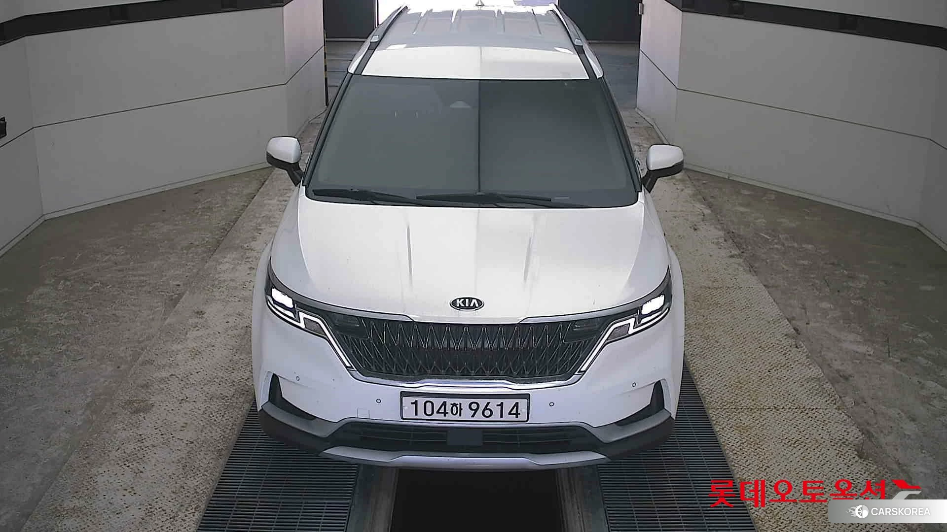 Kia Carnival id 4296905 из Кореи 36