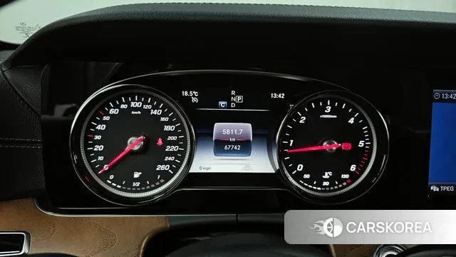 Mercedes-Benz E-Class W213 id 3428739 из Кореи 18