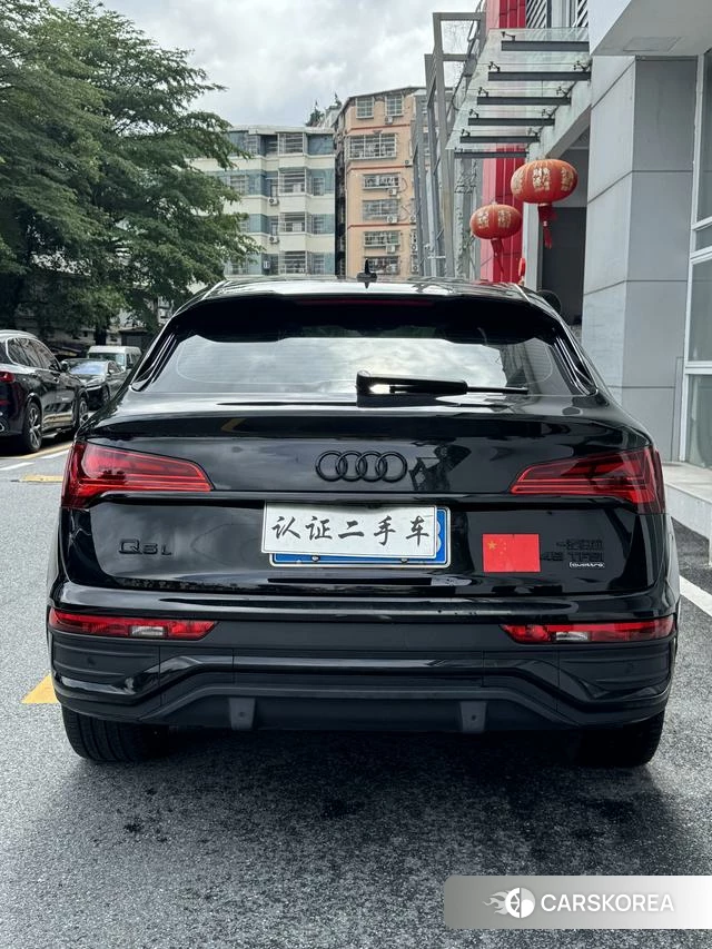 Audi Q5L Sportback id 4359171 из Китая 18