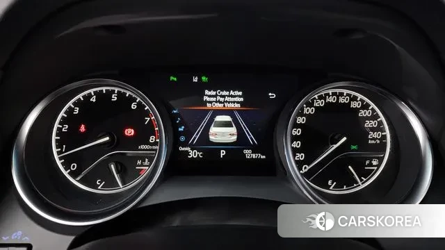 Toyota Camry (XV70) id 3045648 из Кореи 18