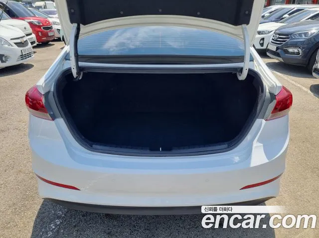 Hyundai Avante AD id 2834901 из Кореи 18