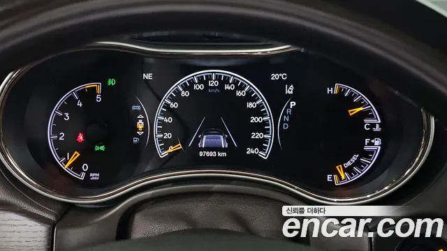 Jeep Grand Cherokee id 2677057 из Кореи 18