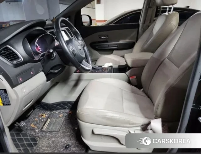 Kia All New Carnival id 3703914 из Кореи 14