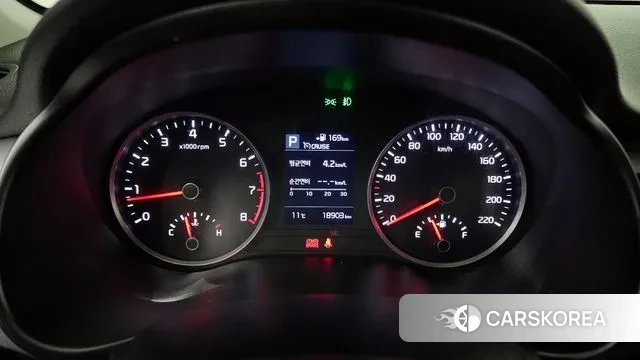 Kia Stonic id 3766028 из Кореи 18