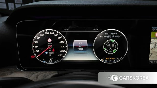 Mercedes-Benz E-Class W213 id 3873940 из Кореи 18