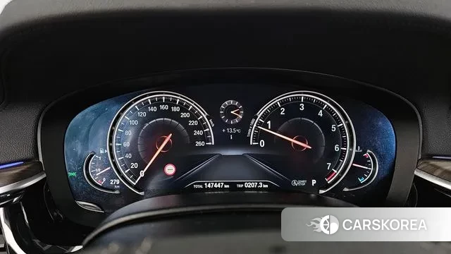 BMW 5 Series (G30) id 3779263 из Кореи 18