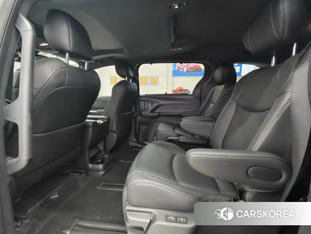 Toyota Saina id 4353508 из Китая 22
