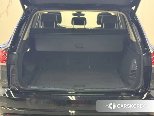Volkswagen Touareg id 4258001 из Китая 18