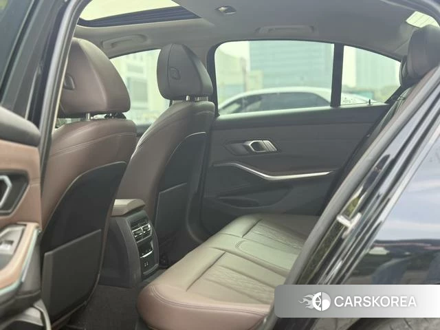 BMW 3 series id 4271516 из Китая 14