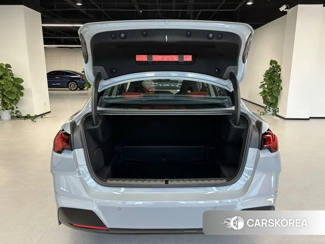 BMW 2 series id 4300187 из Китая 19