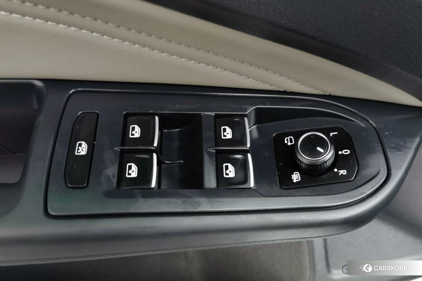 Volkswagen Golf id 4455229 из Китая 22