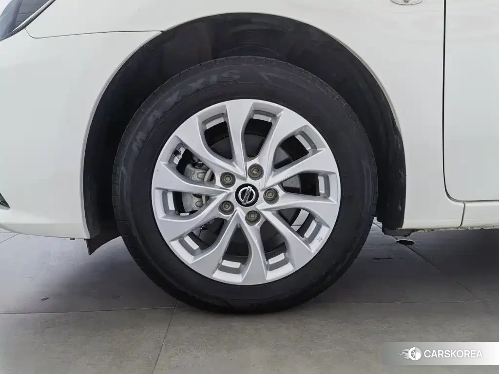 Nissan Sylphy id 4628963 из Китая 22