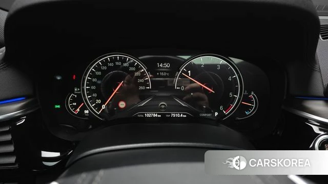 BMW 5 Series (G30) id 3861739 из Кореи 18