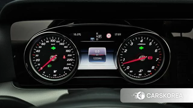 Mercedes-Benz E-Class W213 id 3829351 из Кореи 18