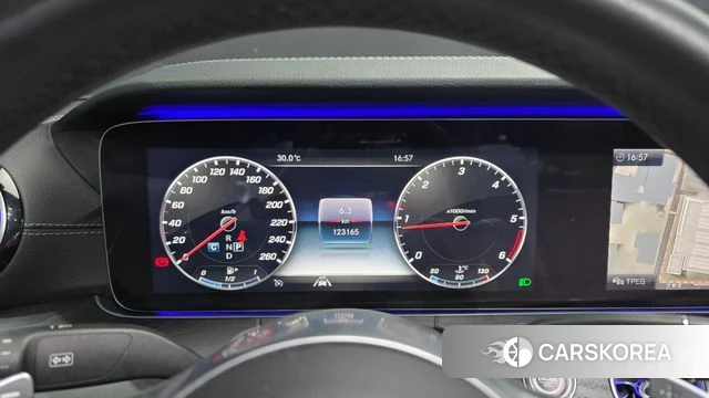 Mercedes-Benz E-Class W213 id 4586510 из Кореи 28