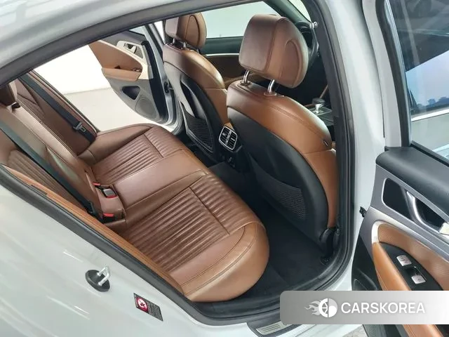 Genesis G70 id 3651348 из Кореи 17