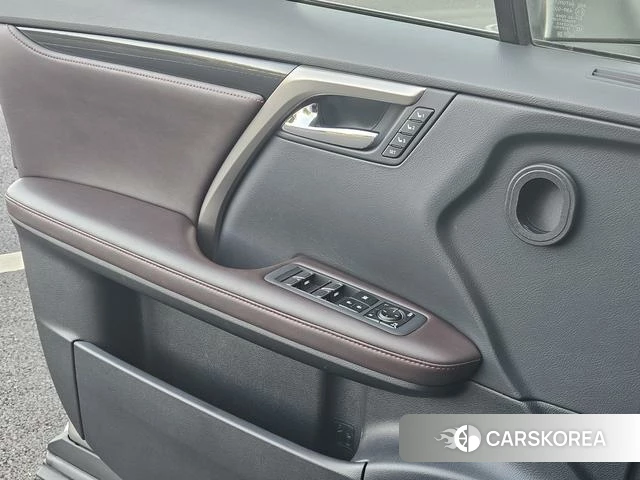 Lexus RX id 4272573 из Китая 17