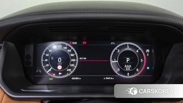 Land Rover Discovery 5 id 4689085 из Кореи 36
