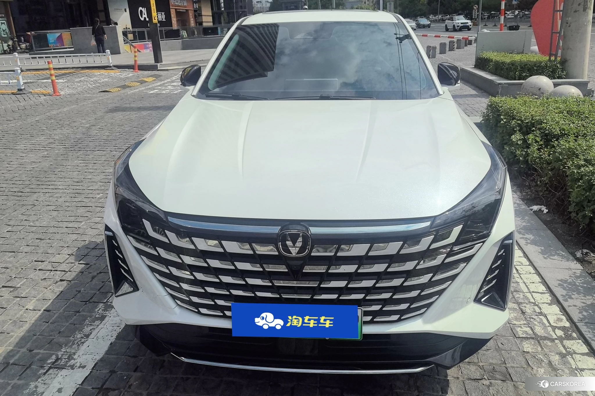 Chang'an UNI-Z PHEV id 4468063 из Китая 15