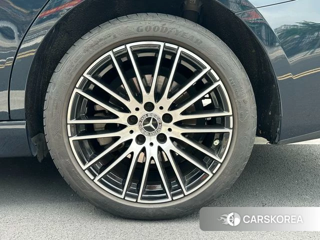 Mercedes-Benz Class C id 4313676 из Китая 15