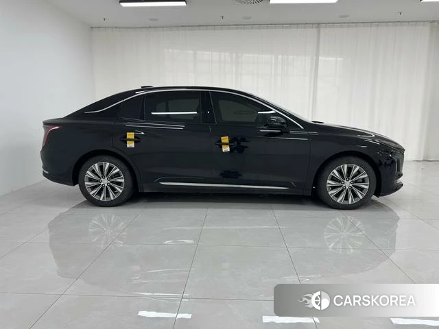 Red flag E-QM5 id 3926991 из Китая 18