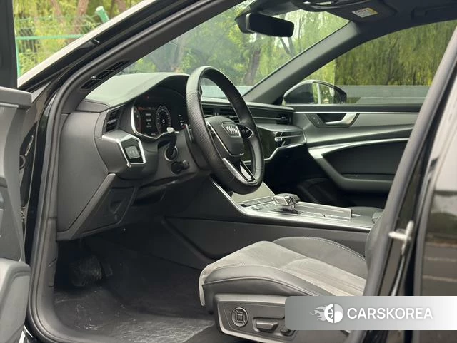 Audi A6L id 4297674 из Китая 16