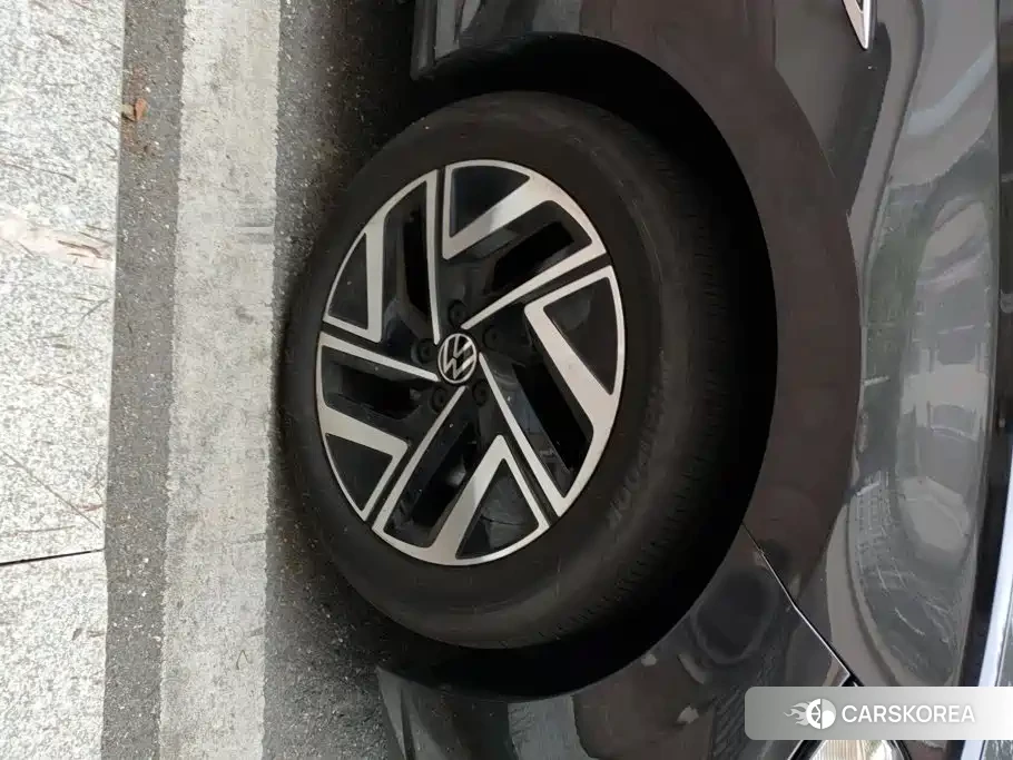 Volkswagen Sagitar id 4553734 из Китая 13