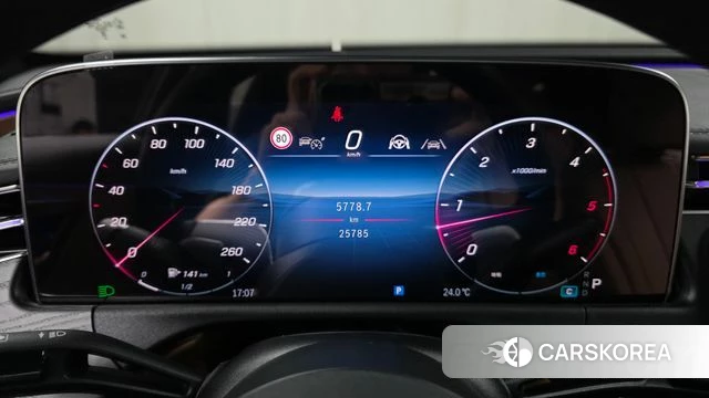 Mercedes-Benz E-Class W214 id 4533493 из Кореи 28