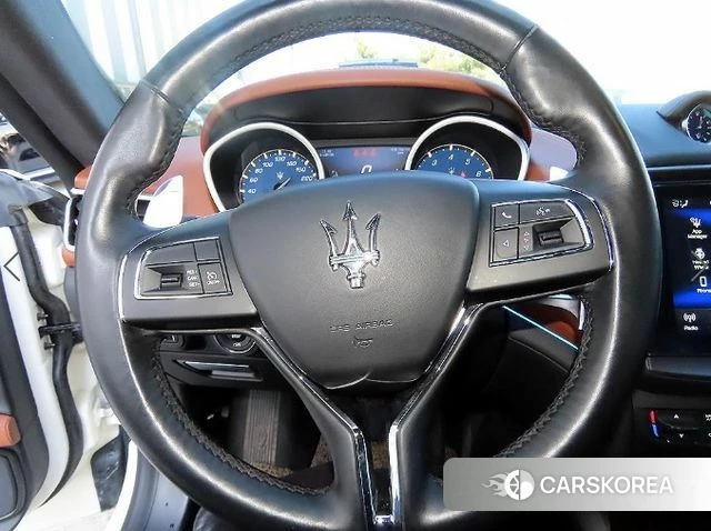 Maserati Ghibli id 3942635 из Кореи 18