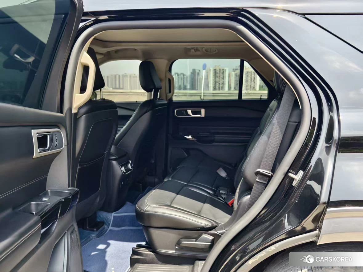 Ford Explorer id 4419507 из Китая 13