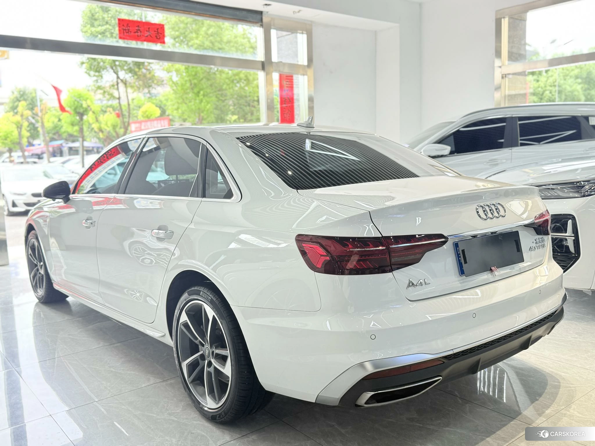 Audi A4L id 4473352 из Китая 14
