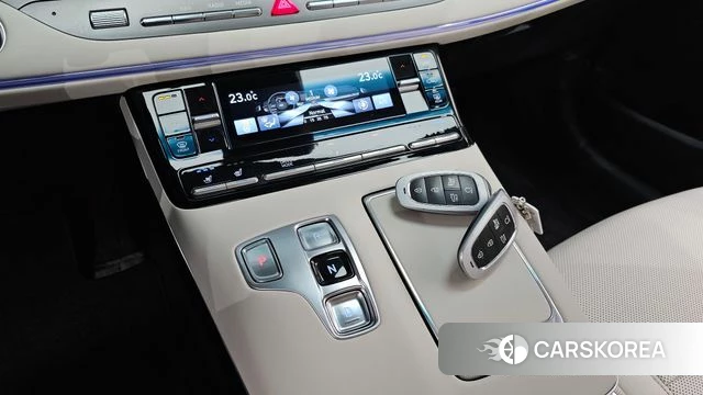 Hyundai The New Grandeur IG id 3842402 из Кореи 18