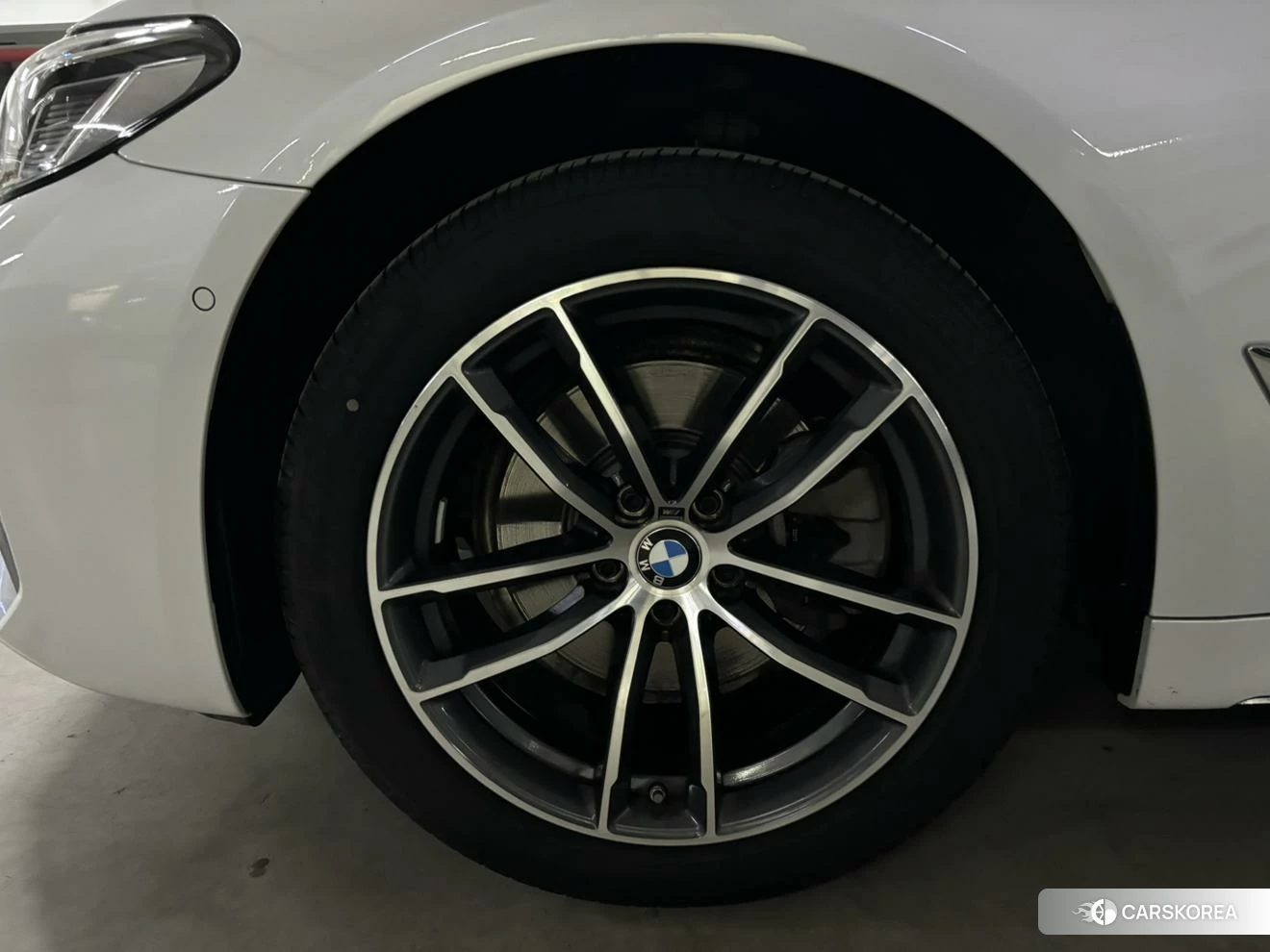 BMW 5 series id 4453888 из Китая 8