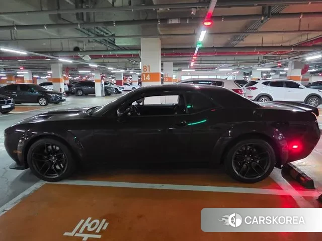 Dodge Challenger id 3777587 из Кореи 18