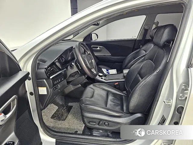 Kia Niro Plus id 3457844 из Кореи 18
