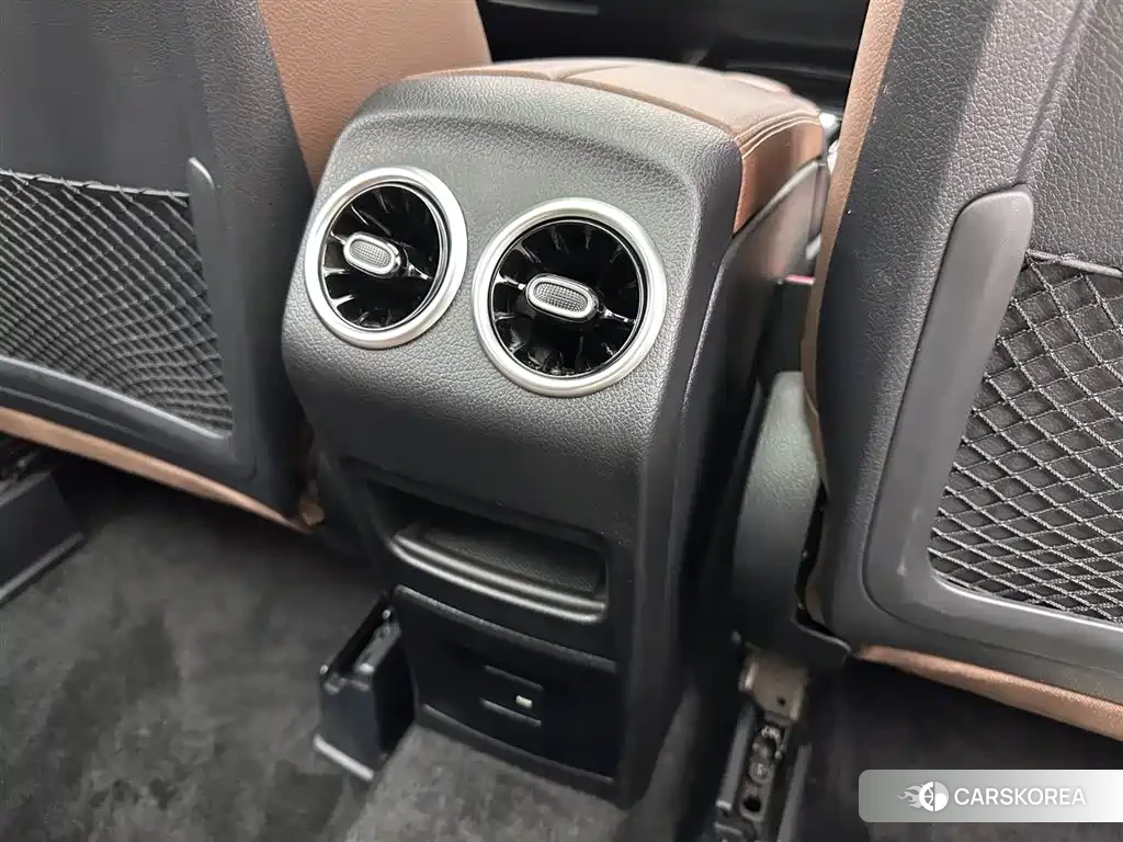 Mercedes-Benz GLB id 4538708 из Китая 28