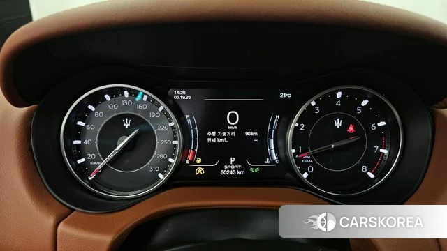Maserati Ghibli id 4344071 из Кореи 33