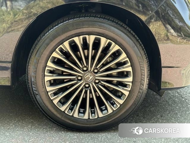 Honda Crown Road id 4242211 из Китая 17