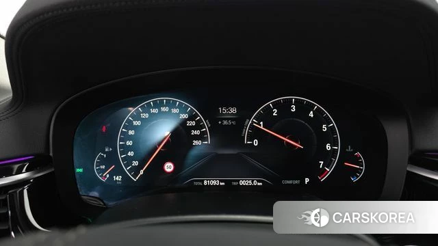 BMW 5 Series (G30) id 4647487 из Кореи 18