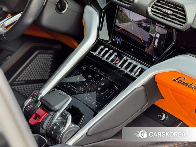 Lamborghini Urus id 3913638 из Китая 18